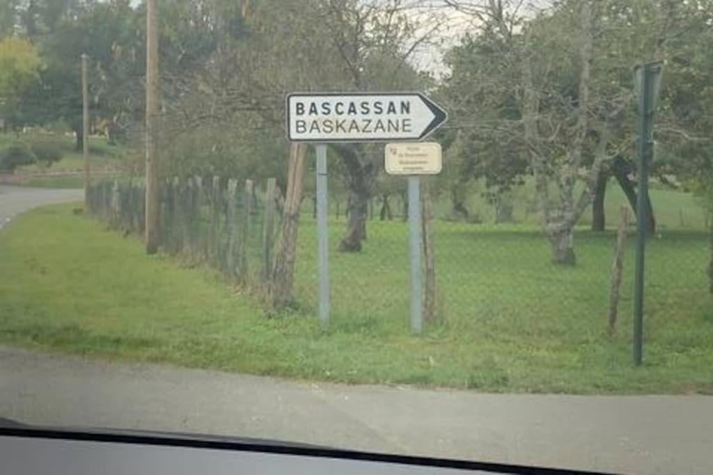 Maison Familiale Pays Basque Ahaxe-Alciette-Bascassan Exteriér fotografie